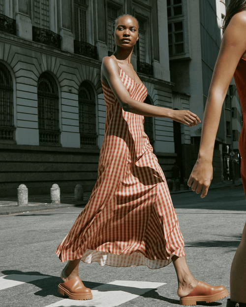 Printed est dress